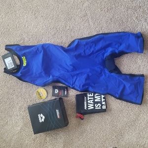 NWT Arena Carbon Air Open Back 28